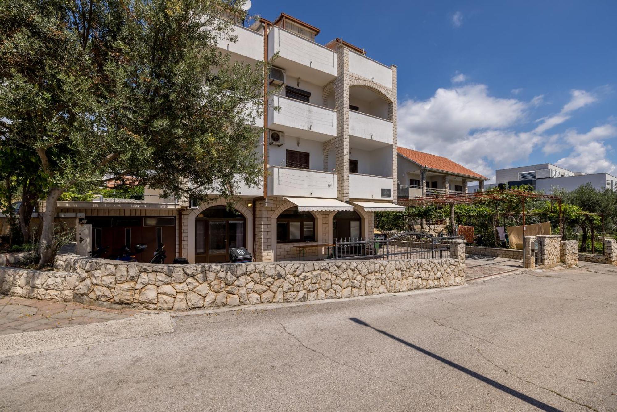 Holiday Home Krishto تروغير المظهر الخارجي الصورة