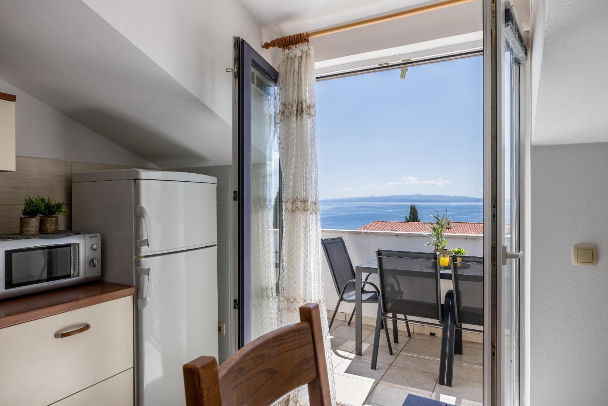 Holiday Home Krishto تروغير المظهر الخارجي الصورة