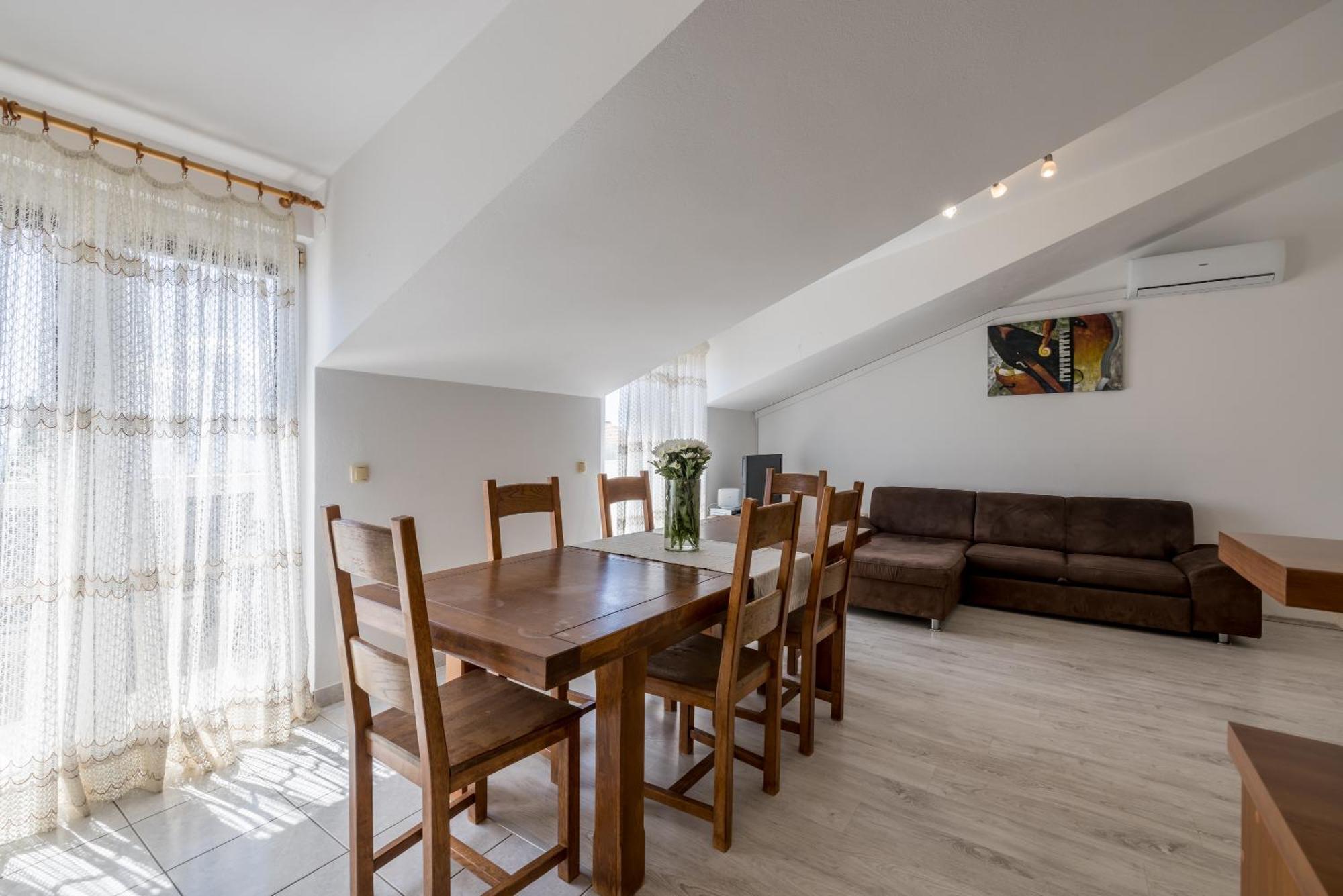 Holiday Home Krishto تروغير المظهر الخارجي الصورة