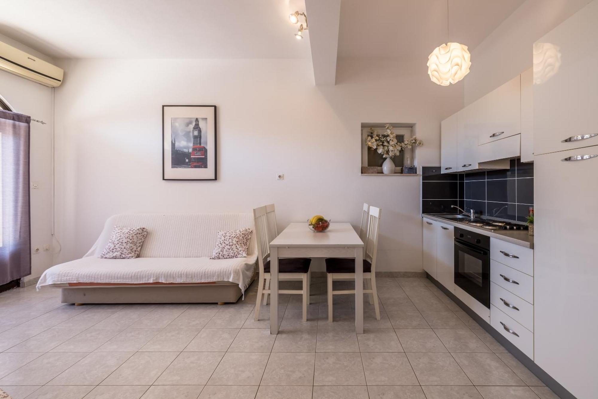 Holiday Home Krishto تروغير المظهر الخارجي الصورة