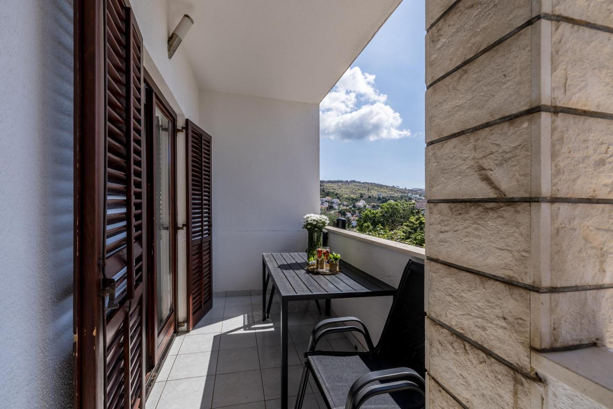 Holiday Home Krishto تروغير المظهر الخارجي الصورة